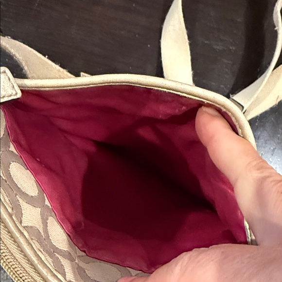 Coach Tan and Gold Crossbody Bag Optic C designer purse handbag pink vintage - Picture 7 of 10